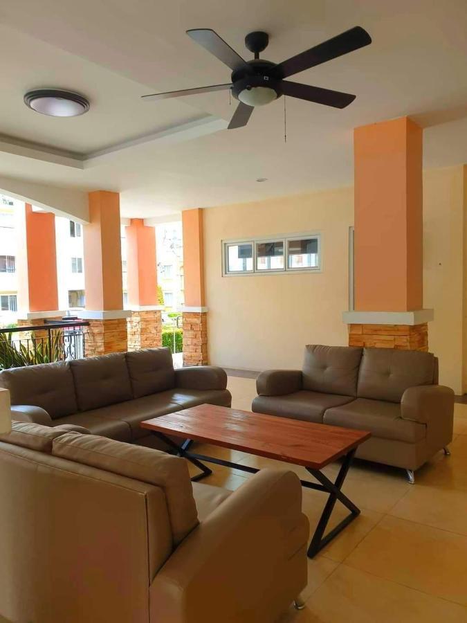 Arezzo Davao Near Sm Lanang & Airport Διαμέρισμα Εξωτερικό φωτογραφία